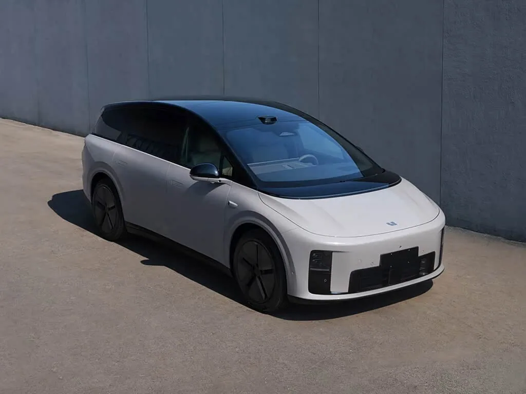 Li Auto i8