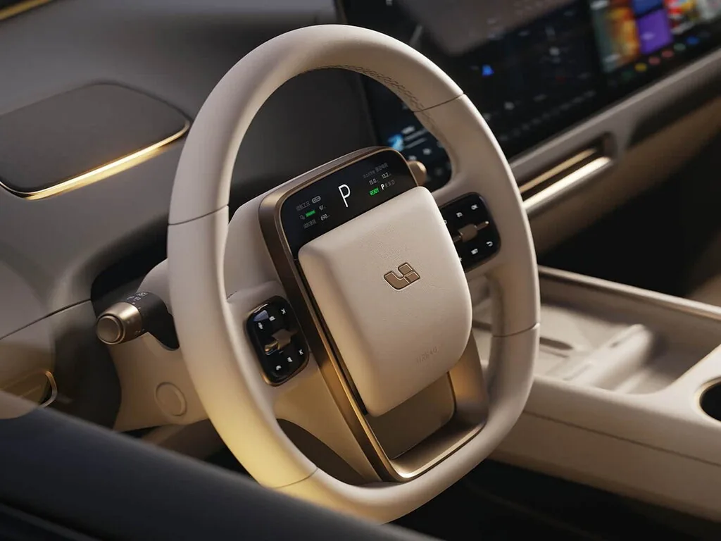 Li Auto i8 — фотография автомобиля